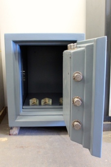 Used AS 2619 Extra Deep TL30 Equivalent High Security Safe