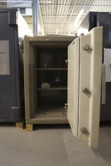 Used Chubb Bankers Treasury 3420 TRTL30X6 Equivalent High Security Safe