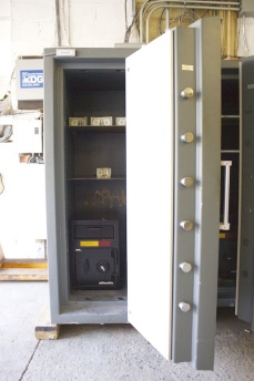 Used ISM 5920 Ultra Vault TL30X6 High Security Safe