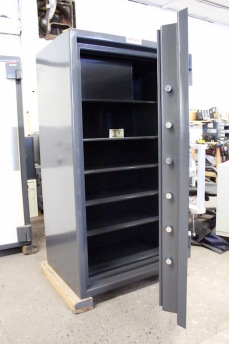 Used ISM 6333 Cash Vault TL30 High Security Safe