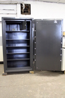 Used ISM 6333 Cash Vault TL30 High Security Safe