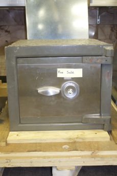 1214 Chatwood Milner Coffer