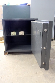 Used 2424 TL30 Equivalent High Security Steel Plate Safe
