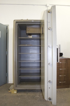 Used Chubb TDR Bankers Quality 6428 TRTL30X6 Equivalent High Security Safe