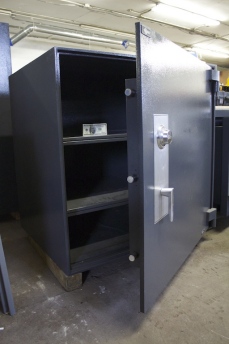 Pre Owned 4242 Amsec TL15 High Security Steel Plate Safe