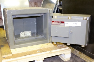 1214 Chatwood Milner Coffer