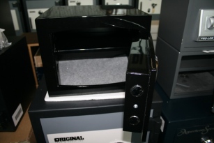 Biometric Fingerprint Safe by Amsec Showroom Model