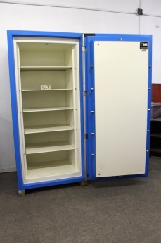 Used Kaso Gem MK-II Model 260 TRTL30X6 High Security Safe