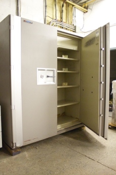 Kaso Treasury MK-II TL30 Model 2100 High Security Pre Owned Safe