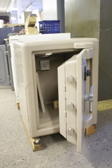 Pre Owned Steelage UL TL30 High Security Safe - 675
