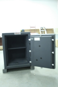 Used 2417 Quantum TL30 High Security Safe