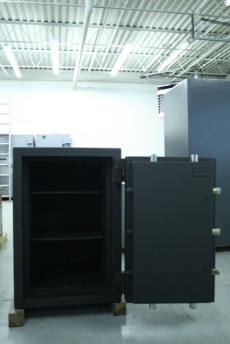 Pre Owned 3320 Lacka TRTL30X6 High Security Safe