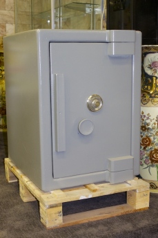 Used Tann 2314 Fortress TRTL30X6 Equivalent High Security Safe