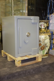 Used Tann 2314 Fortress TRTL30X6 Equivalent High Security Safe