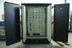 Used Schwab Databank Media Fire Safe