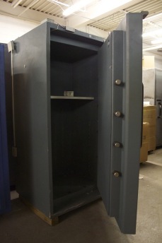 TRTL60X6 Safe - Soltam Excalibur 6500 Used UL TRTL60x6 High Security Safe