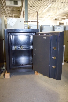Used ISM Super Treasury TRTL30X6 2618 Tool and Torch Resistant Safe