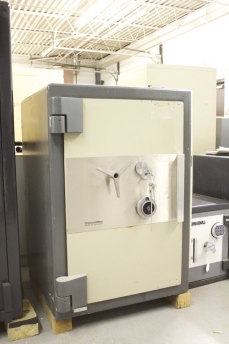 Used 3420 Chatwood Milner Safe Left Hand Swing