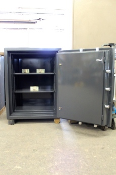 Used 3526 JewelersX6 TL30X6 High Security Safe
