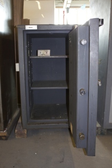Used Quantum TL30 3620 High Security Safe