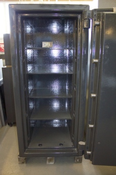 Used 5520 Chubb Commerce EDR High Security Safe