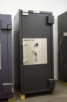 Used JewelersX6 5520 UL TL30X6 High Security Safe