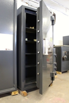 Pre Owned ISM Jewelers 6428 TRTL15X6 High Security Safe