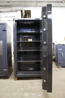 Pre Owned Original Titan 6434 TL30 High Security Safe