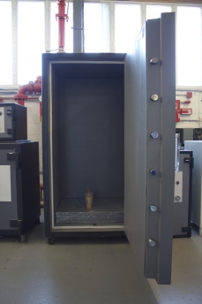 7036 Original Platinum Vault TL30X6 High Security Showroom Model Safe