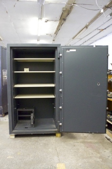 Used Amvault 6032 UL TL30 High Security Safe