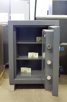 Used Amvault TL15 High Security Safe