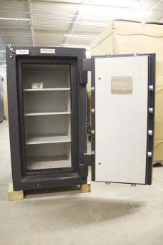 Used ST 4420 ISM Super Treasury TRTL30X6 High Security Safe