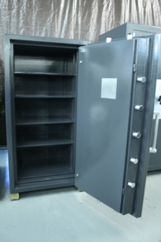 Pre Owned Jewelers 5526 TL30 High Security Safe