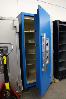 Used Kaso Gem TRTL30X6 Model 250 High Security Safe