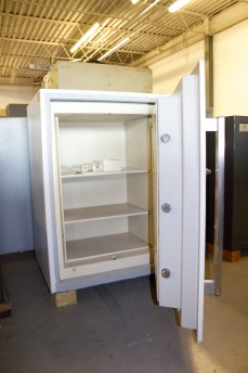 Used Kaso 230 Gem MK-II TRTL30X6 High Security Safe