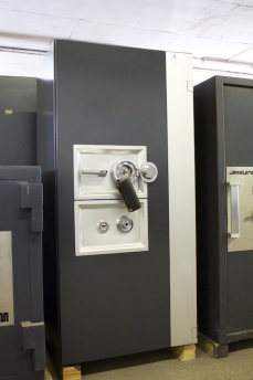 Used Kaso Treasury TL30 Model 250 High Security Safe