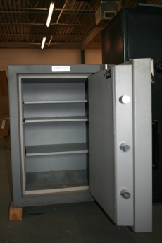 Used Original Titan 3324 TL30 High Security Safe