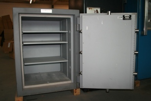 Used Original Titan 3324 TL30 High Security Safe
