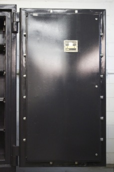 Pre Owned ISM Treasury 7236 TRTL30X6 Torch and Tool Resistant High Security Safe