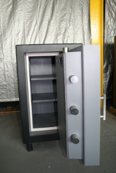 2514 OSV Platinum Vault TL30X6 High Security Safe