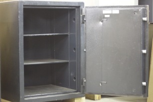 Used Quantum 3625 TL15 High Security Safe