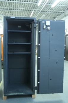 Used Quantum MVP 7025 TL30X6 High Security Safe