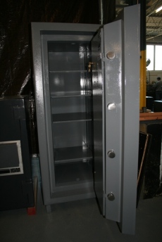 Used Seyma 5920 TRTL30X6 High Security Safe