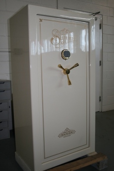 Summit Gun Safe Rainier Edition SR23G Showroom Model