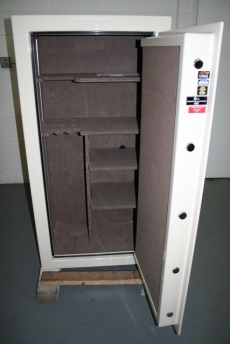 Summit Gun Safe Rainier Edition SR23G Showroom Model