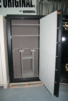 Winchester Pony 7240 Showroom Model Gun Safe