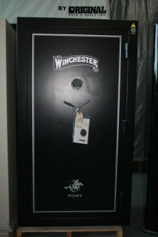 Winchester Pony 7240 Showroom Model Gun Safe