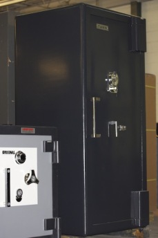 Used Tann Bankers Cash 6325 TRTL30X6 Equivalent High Security Safe