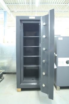 Used Fichet Bauche Bastille 367 TRTL30X6 High Security Safe